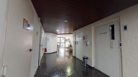 Image 15 - 840787